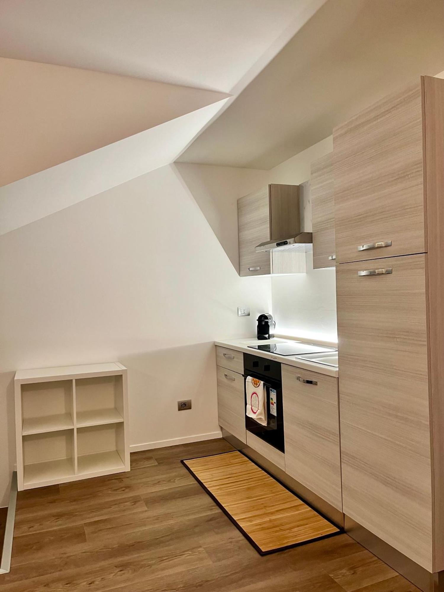 Central Side Apartment Milan Exterior photo